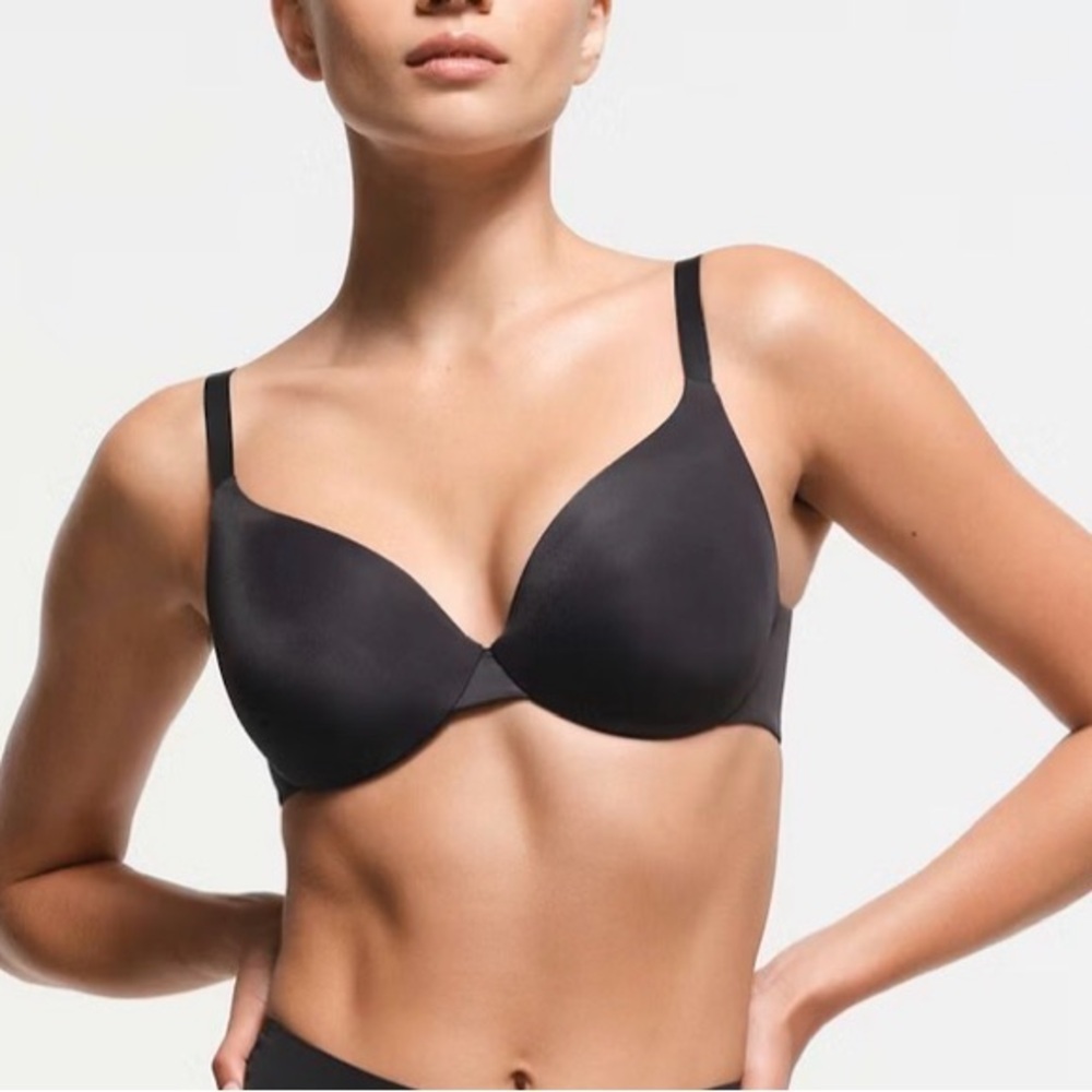 SKIMS Onyx Full Coverage Bra Lightly Lined Bra NWT